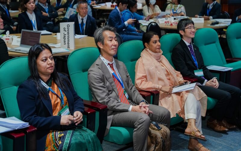 開演前 PK 03089 縮小