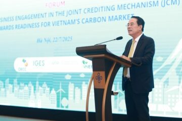 Dr Tang DG of MAE