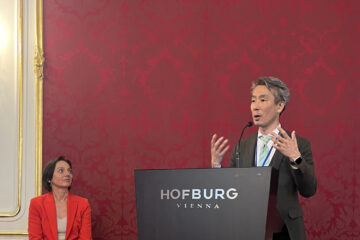 VIENNA 10